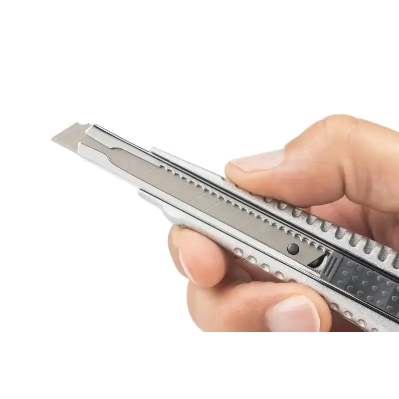 Dahle 10880 Profesional Cuter con Cuchilla de 9mm - Cuerpo Metalico - Mecanismo Automatico de Bloqueo - Guia Metalica | Ahorro I