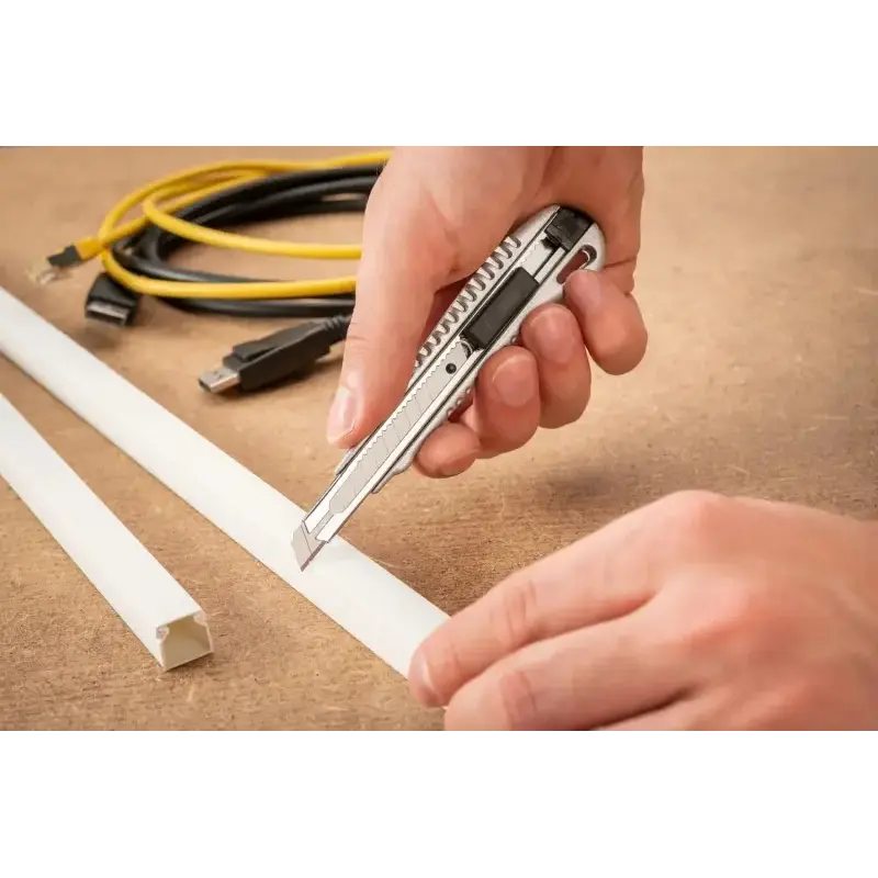 Dahle 10880 Profesional Cuter con Cuchilla de 9mm - Cuerpo Metalico - Mecanismo Automatico de Bloqueo - Guia Metalica | Ahorro I