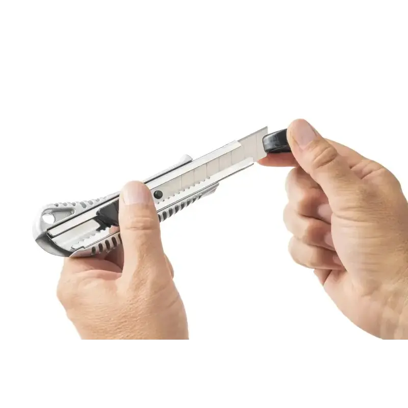 Dahle 10885 Profesional Cuter con Cuchilla de 18mm - Cuerpo Metalico - Mecanismo Automatico de Bloqueo - Guia Metalica | Ahorro