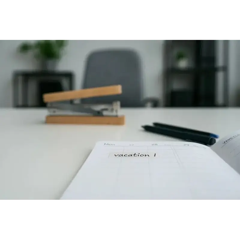 Tesa Paper Pack de 1 Cinta Adhesiva de Papel 19mm x 33 Metros - Casi Invisible en Superficies de Color Claro - Se puede Cortar c