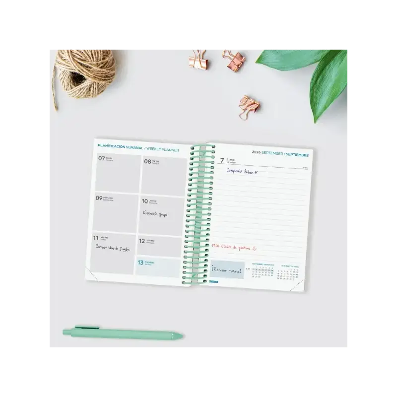 Finocam Diva Agenda Escolar 26/27 - 1 Dia por Pagina - Formato 8º - 120x164mm - Tapas de Carton Forrado - Papel de 80g/m2 - Espi