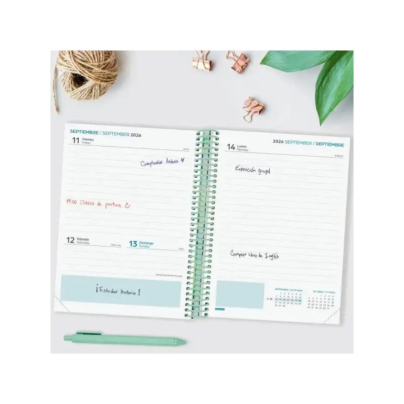 Finocam Diva Agenda Escolar 26/27 - 1 Dia por Pagina - Formato 4º - 155x212mm - Tapas de Carton Forrado - Papel de 80g/m2 - Espi