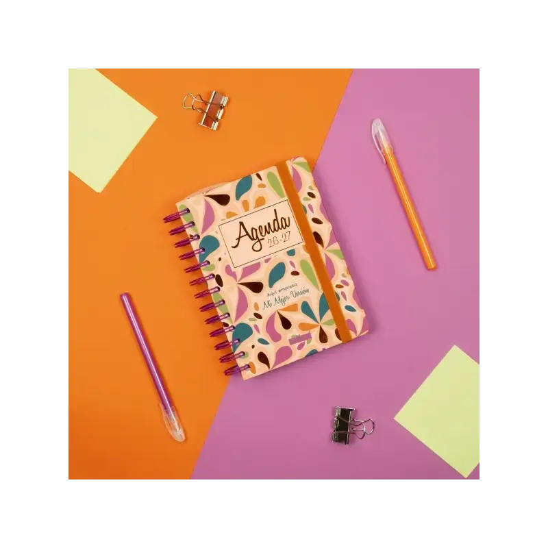 Finocam Talkual Agenda Escolar 26/27 - 1 Dia por Pagina - Formato 8º - 120x169mm - Tapa Dura - Papel de 80g/m2 - Espiral Metalic