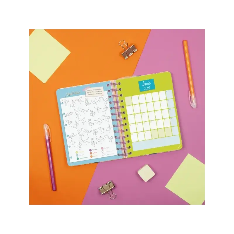 Finocam Talkual Agenda Escolar 26/27 - 1 Dia por Pagina - Formato 8º - 120x169mm - Tapa Dura - Papel de 80g/m2 - Espiral Metalic