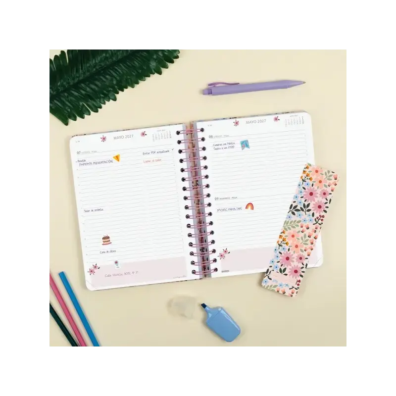 Finocam Moniquilla Agenda Escolar 26/27 - 1 Dia por Pagina - Formato E10 - 155x212mm - Tapa Dura - Papel de 80g/m2 - Espiral Met