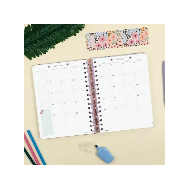 Finocam Moniquilla Agenda Escolar 26/27 - 1 Dia por Pagina - Formato E10 - 155x212mm - Tapa Dura - Papel de 80g/m2 - Espiral Met