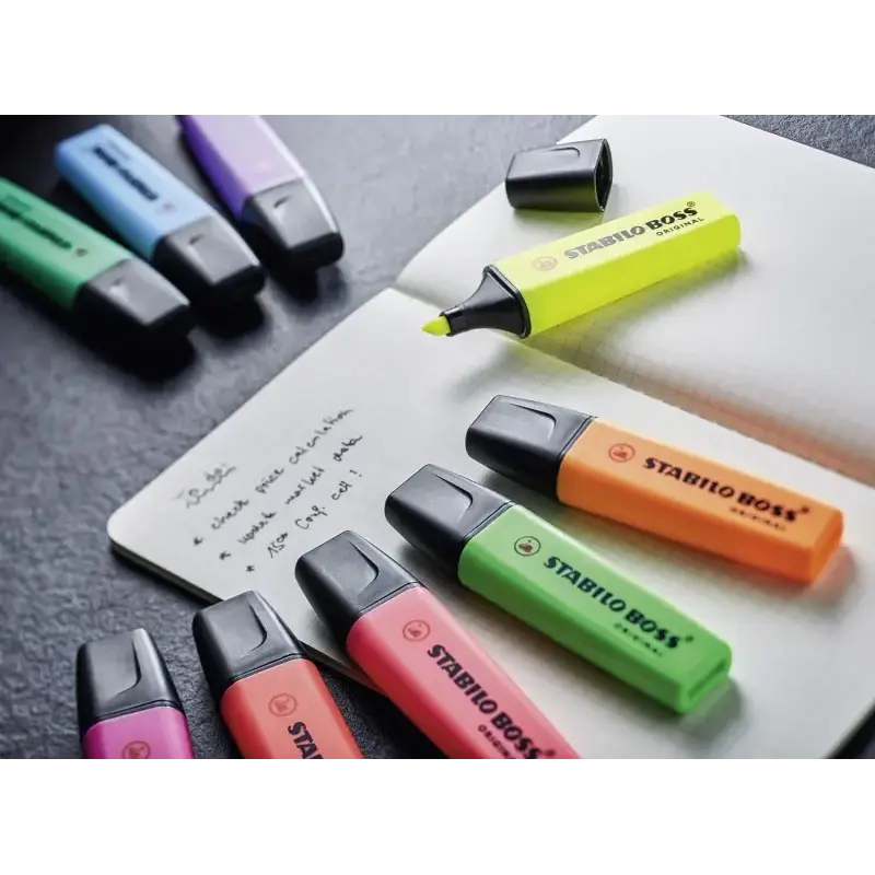 Stabilo Boss 70 Pack de Escritorio de 15 Marcadores Fluorescente - Practica Base para Escritorio - Trazo entre 2 y 5mm - Recarga