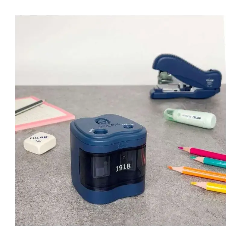 Milan 1918 Serie Sacapuntas Electrico Doble Estandar y Maxi - Cuchilla de Acero al Carbono con Seguridad - Gran Deposito - Pilas