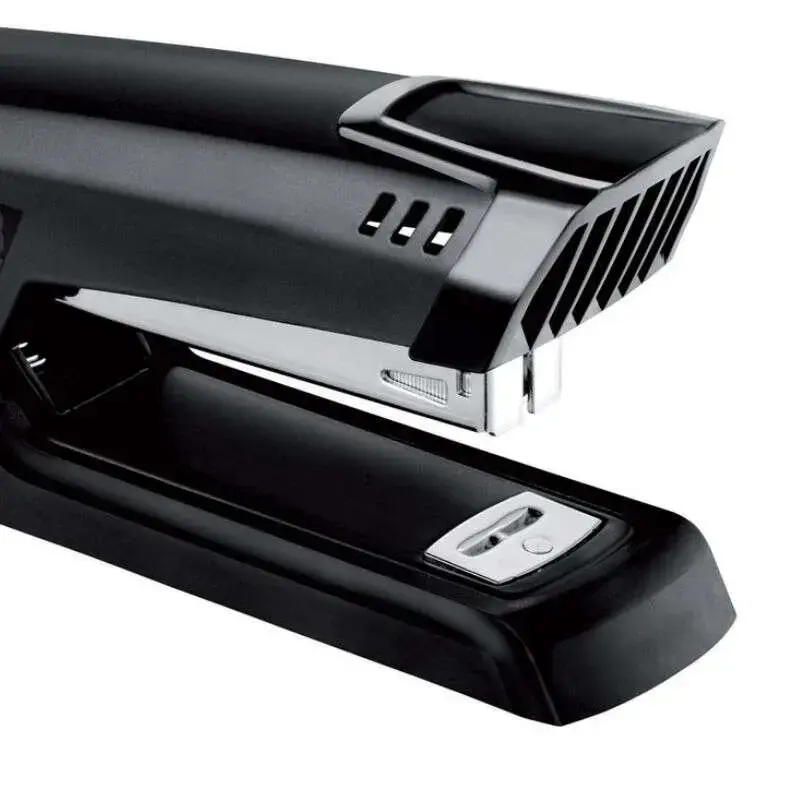 Maped Essentials Half Strip Grapadora de Sobremesa - Hasta 20 Hojas a la vez - Admite Grapas 22/6 24/6 26/6 - Grapado Cerrado -