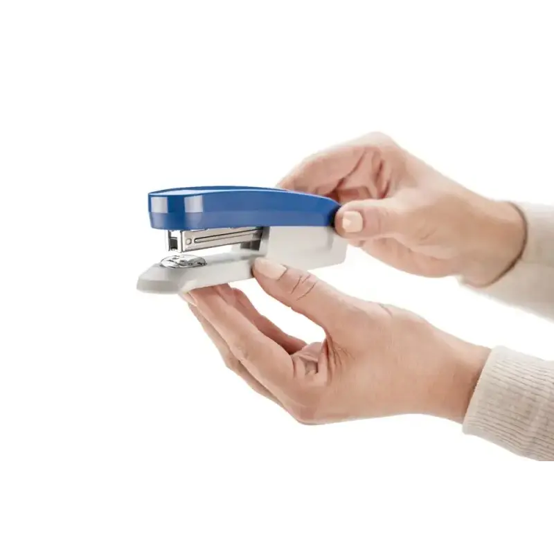 Novus Evolution E 20 Grapadora de Sobremesa + Caja de 200 Grapas 24/6 - Hasta 20 Hojas - Grapado Cerrado, Abierto y Clavado - Co