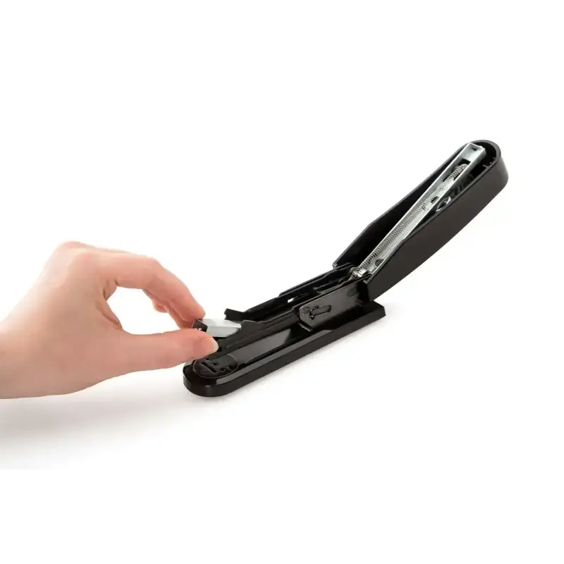 Novus B2 re+new Grapadora de Sobremesa - Fabricada con Plastico Reciclado - Hasta 25 Hojas - Grapado Abierto, Cerrado y Clavado