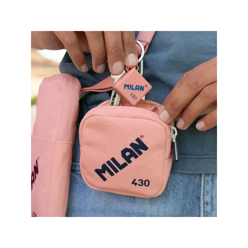 Milan Coleccion 430 Expositor con 12 Monederos Pequeños - Tamaño Monedero 10,3x10x2,5cm - Cierre de Cremallera - Mosqueton de Al