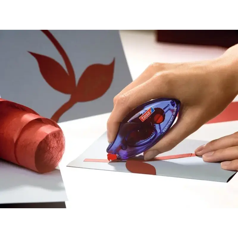 Tesa Roller EcoLogo Roller de Adhesivo Permanente 8.4mm x 8.5m - Adhesivo Extrafuerte - Preciso y Duradero - Fabricado con plast