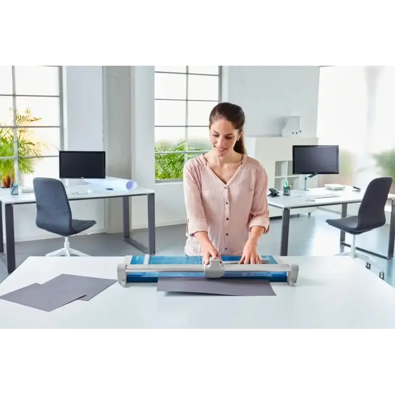 Dahle 552 Cizalla Profesional de Rodillo Formato A3 - Capacidad 20 Hojas - Cuchilla Circular Autoafilable de Acero - Dos Topes A